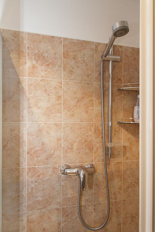 Suite Tower Bergamo Bilik gambar