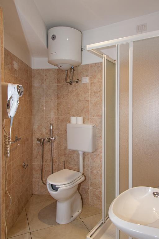 Suite Tower Bergamo Bilik gambar