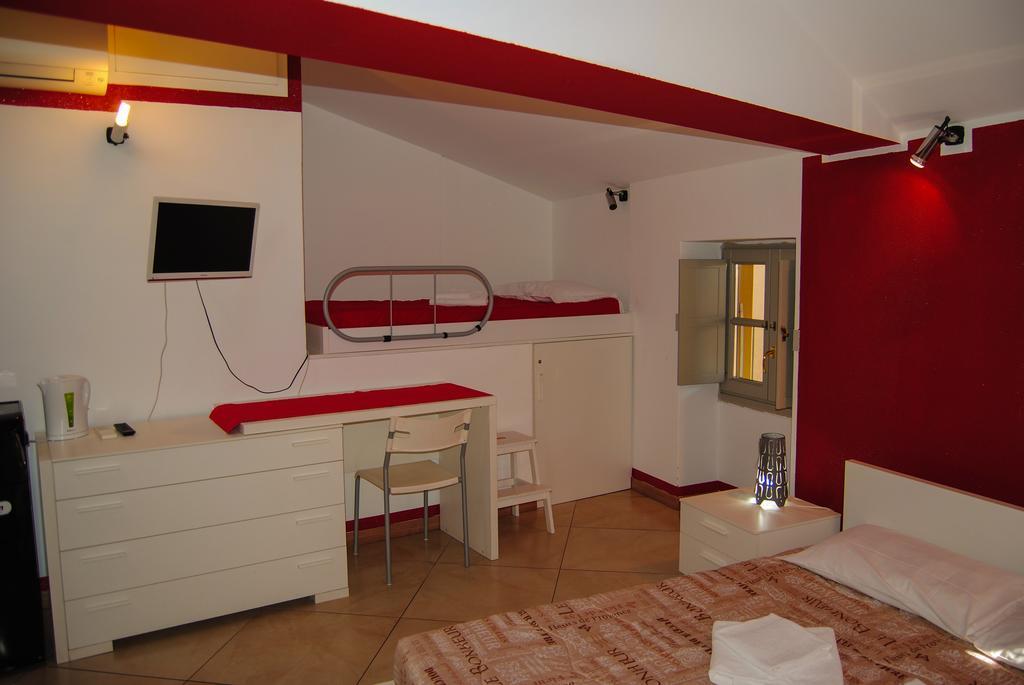 Suite Tower Bergamo Luaran gambar