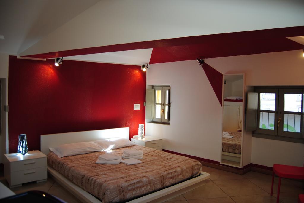 Suite Tower Bergamo Luaran gambar