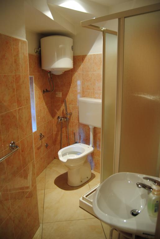 Suite Tower Bergamo Luaran gambar