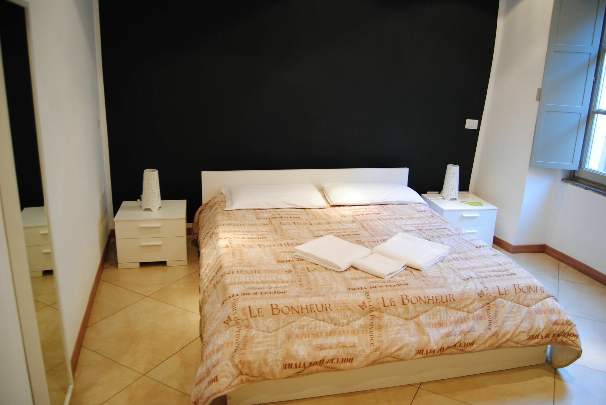Suite Tower Bergamo Luaran gambar